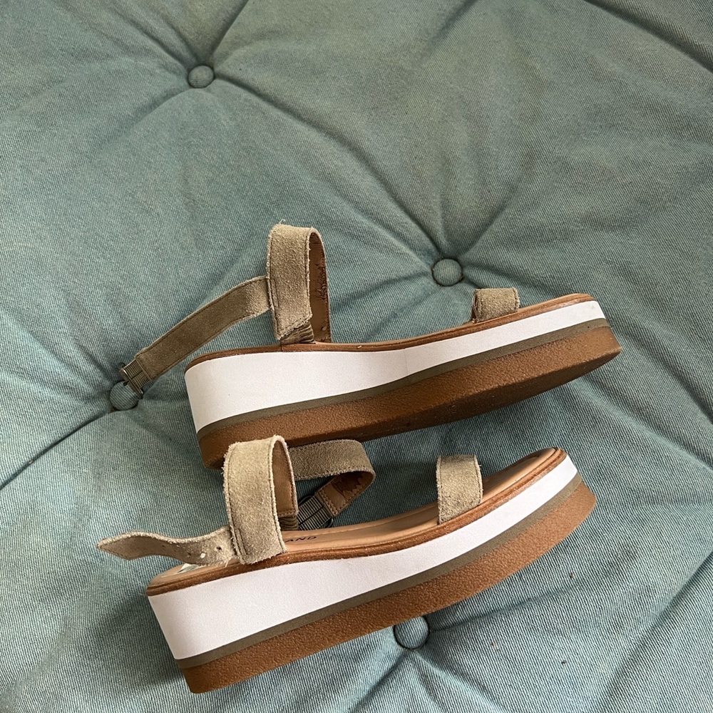 Nordstrom Tan and White Platform Sandals
